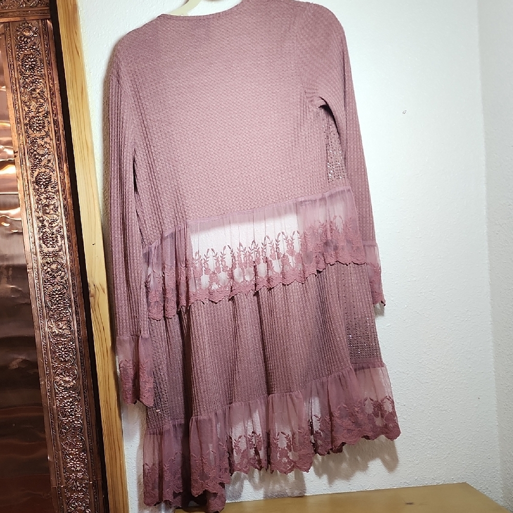 Vocal Mauve Textured Fabric - Picture 2 of 6
